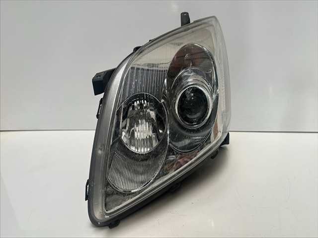 Faro Izquierdo Toyota Avensis 1.8 GASOLINA
