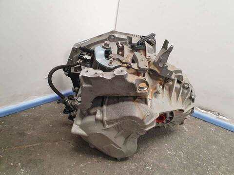 Foto 3ª: Caja Cambios Opel Zafira EXCELLENCE 131CV 96KW [A20DT] (2015)