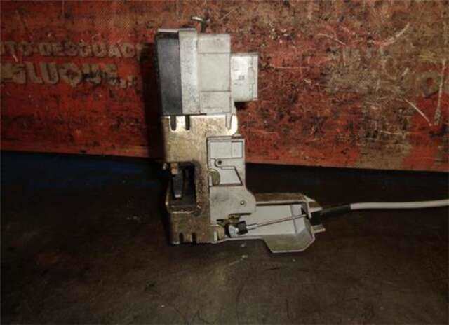 Cerradura Puerta Delantera Izquierda Peugeot 307 2.0 HDI 90