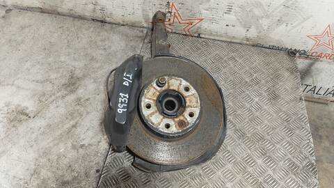 Foto 2ª: Mangueta Delantera Izquierda Volkswagen Touareg TDI V6 225CV 165KW [BKS] (2006)