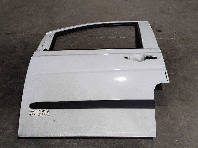 Puerta Delantera Izquierda Mercedes Vito 2.2 D CDI W639