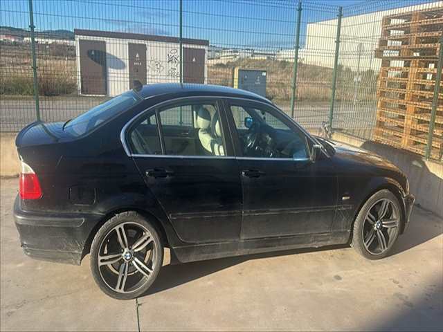 Foto 2ª: Puerta Trasera Derecha Bmw Serie 3 330 3.0 DIESEL E 46 [306D1] (2004)