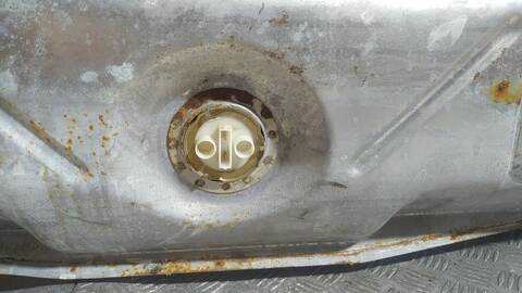 Foto 4ª: Deposito de Combustible Jaguar XJ 3.6 DAIMLER - KAT 197CV 145KW