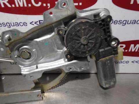 Foto 3ª: Elevalunas Eléctrico Delantero Derecho Toyota Yaris 1.0 CAT 65CV 48KW [1SZFE] (2004)