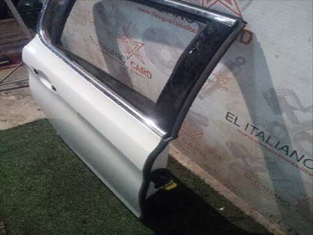 Foto 3ª: Puerta Trasera Derecha Peugeot 308 ACCESS 115CV 85KW [9H05] (2014)