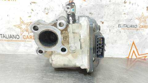 Foto 2ª: Caja Mariposa Toyota Yaris TS 90CV 66KW [1NDTV] (2010)