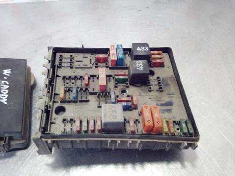 Caja Reles Fusibles Volkswagen Caddy 60CV 44KW