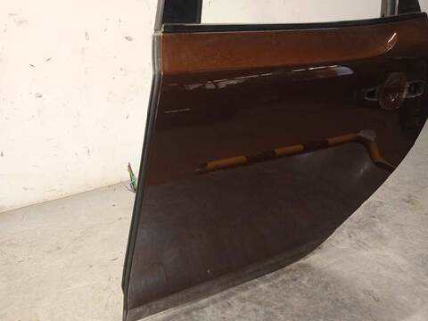 Foto 3ª: Puerta Trasera Izquierda Volvo V40 PRO 152CV 112KW [B4154T4] (2019)