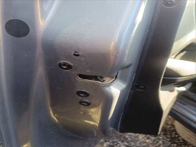 Cerradura Puerta Delantera Izquierda Peugeot 2008 SIGNATURE 82CV 60KW