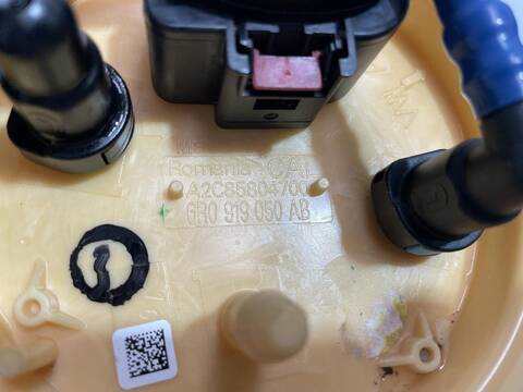 Foto 2ª: Aforador Volkswagen Polo ADVANCE BLUEMOTION 90CV [CUSB] (2014)