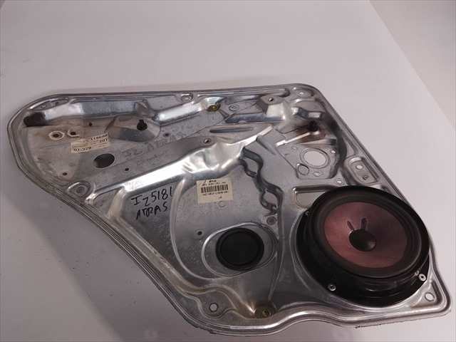 Elevalunas Manual Trasero Izquierdo Volkswagen Passat 1.9 TDI