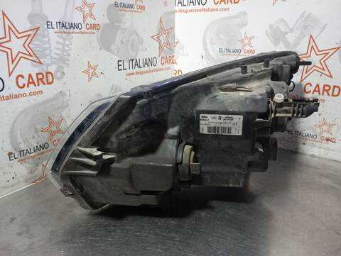 Foto 2ª: Faro Derecho Dacia Sandero STEPWAY 90CV 66KW [K9K C6] (2015)