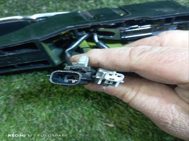 Foto 4ª: Maneta Exterior Delantera Izquierda Nissan Navara 2.3 TD D23 [YS23] (2018)