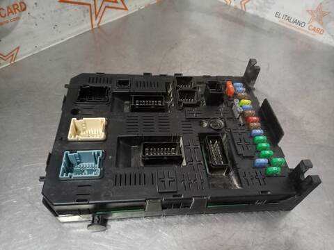 Caja Reles Fusibles Peugeot 308 ACCESS 92CV 68KW