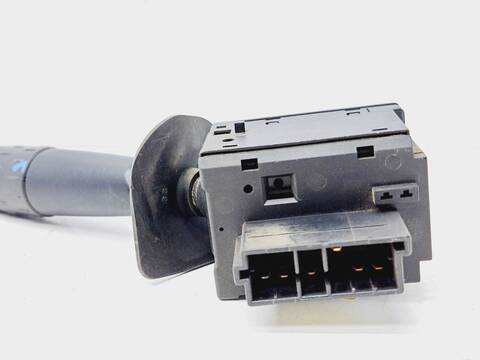 Foto 2ª: Mando Multifuncion Peugeot 605 SRDT 109CV 80KW [P8B] (1993)