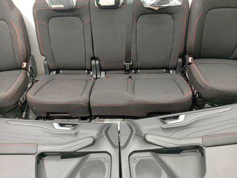 Foto 3ª: Asientos Traseros Ford Kuga 1.5 ECOBOOST 150CV 110KW [UPDA] (2024)