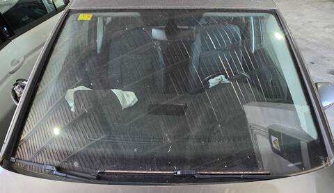Luna parabrisas Volkswagen Golf CRKB AUT.