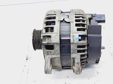 Foto 2ª: Alternador Mercedes Clase C 160 CLA 220 CDI 117.303) 177CV 130KW [651930] (2015)
