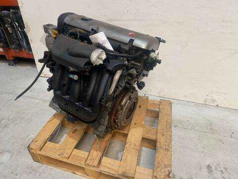 Foto 3ª: Motor Completo Citroen Xsara 1.8 CAT 6FZ - EW7J4) PICASSO 116CV 85KW (2000)