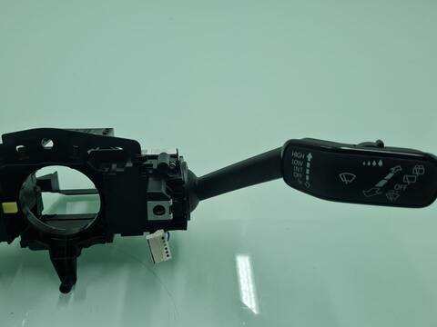 Foto 2ª: Mando Multifuncion Volkswagen Golf LIFE 115CV 85KW [DTR] (2022)