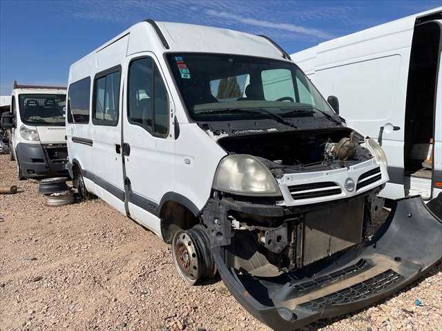 Foto 2ª: Puerta Delantera Derecha Nissan Interstar 2.5 DCI 120cv [G9U A6] (2007)