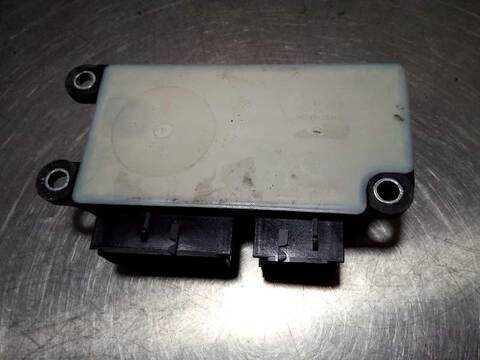 Foto 3ª: Caja Reles Fusibles Opel Insignia COSMO BERLINA 131CV 96KW [A20DTH] (2010)