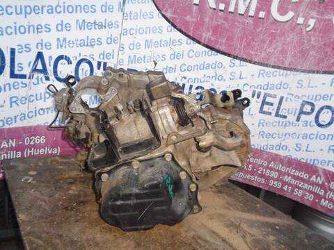 Foto 4ª: Caja Cambios Renault Megane CONFORT AUTHENTIQUE BERLINA 120CV 88KW II BERLINA 5P [F9Q B8] (2002)