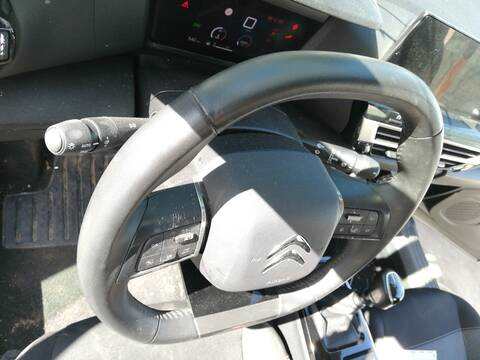 Foto 2ª: Volante Citroen C4 HN05 (2024)