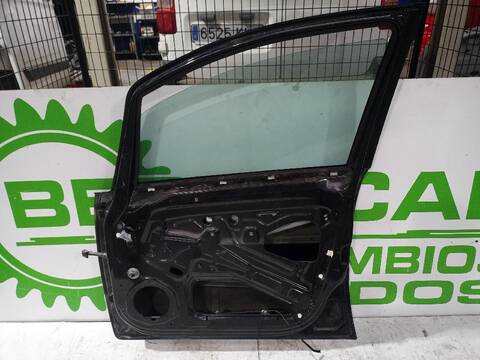 Foto 2ª: Puerta Delantera Derecha Opel Zafira 1.9 CDTI 120CV [Z19DT] (2005)