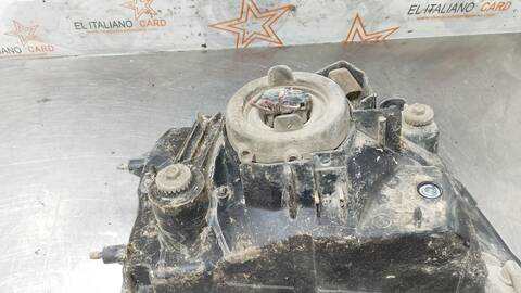 Foto 3ª: Faro Izquierdo Mitsubishi L200 2500 TD AMERICAN SPIRIT 4-PTAS.) 99CV 73KW [4D56] (2001)