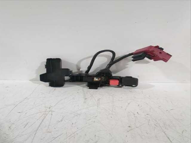 Caja Reles Fusibles Toyota Rav4 2.0 MXAA52) 175CV