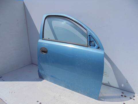 Foto 3ª: Puerta Delantera Derecha Opel Corsa CLUB 65CV 48KW [Y17DTL] (2003)