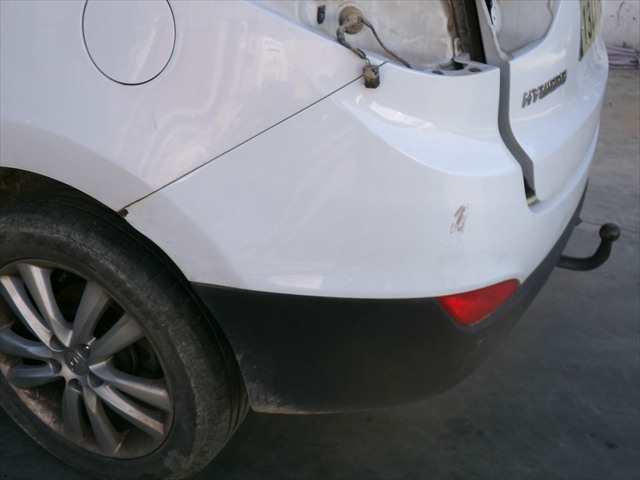 Foto 3ª: Paragolpes Trasero Hyundai ix35 2.0 CRDI 2009-2015 [D4HA] (2010)