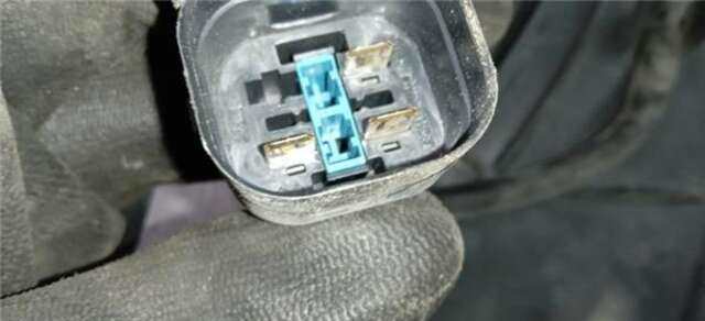 Foto 3ª: Electroventilador Bmw Serie 3 315 2.0 320D [2.0 LTR. - 120 KW 16V DIESEL] [204D4]