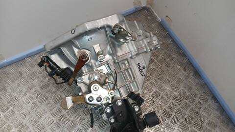 Foto 3ª: Caja Cambios Toyota Yaris ACTIVE 69CV 51KW [1KR] (2018)