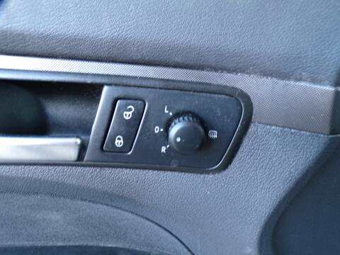 Mando Retrovisor Volkswagen Touran BXE