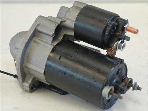 Foto 2ª: Motor de Arranque Volkswagen Passat 2.0 BERLINA 115CV 85KW [AZM] (2001)
