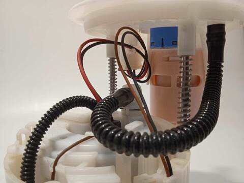 Foto 3ª: Bomba Combustible Kia Xceed EDRIVE PHEV 141CV 104KW [G4LE] (2021)