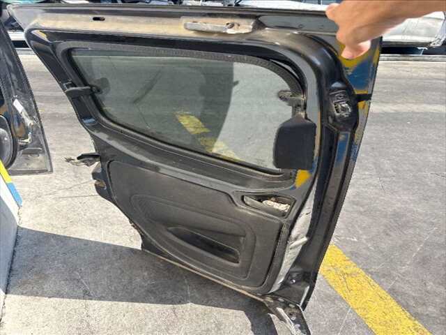 Foto 2ª: Puerta Lateral Corredera Izquierda Fiat Fiorino 1.4I 77CV 0CV [350A1000] (2019)