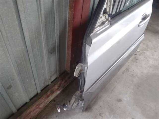 Foto 3ª: Puerta Delantera Izquierda Hyundai Terracan 2.9 CRDI 4WD [J3]