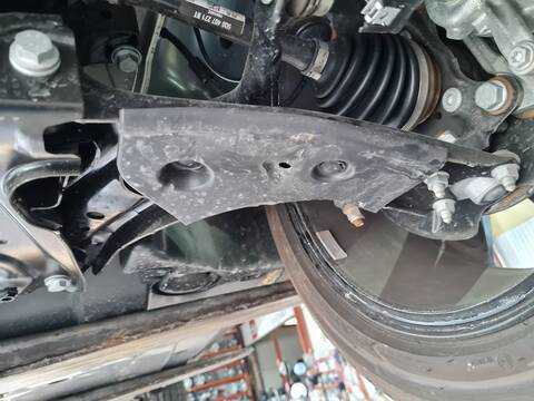 Brazo Suspension Delantero Izquierdo Volkswagen T-Roc STYLE 149CV 110KW