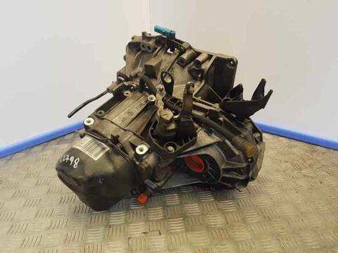 Foto 2ª: Caja Cambios Renault Clio EVOLUTION 101CV 74KW [D4FH7] (2016)