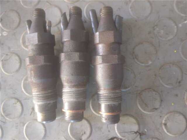 Foto 2ª: Inyectores Citroen Saxo 1.5 D [VJZ (TUD5)]