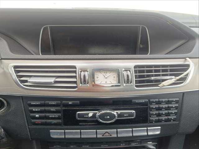 Foto 2ª: Sistema Audio Radio CD Mercedes Clase E 180 OM651925 AUT. (2015)