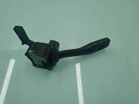 Foto 4ª: Mando Multifuncion Audi A3 2.0 TDI LIMITED EDITION 103KW) 140CV [CFFB] (2011)