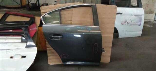 Puerta Trasera Derecha Toyota Avensis 2.2 D-4D EXECUTIVE BERLINA (5-PTAS.) [2.2 LTR. - 110 KW D-4D CAT]