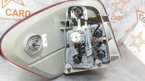 Foto 3ª: Piloto Trasero Derecho Mercedes Clase ML 350 3.0 CDI V6 265CV 195KW AUT. OM 642 W164) 164.124) [OM642940] (2005)