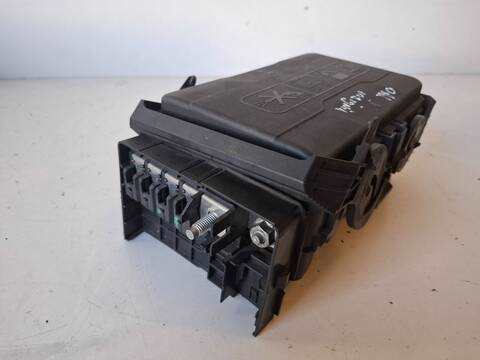 Foto 2ª: Caja Reles Fusibles Opel Insignia B16DTH (2018)