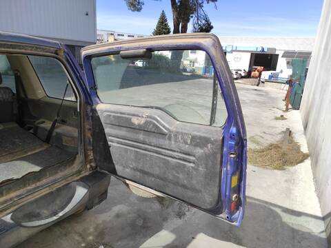 Foto 2ª: Portón Mitsubishi Montero 4G94 (2004)