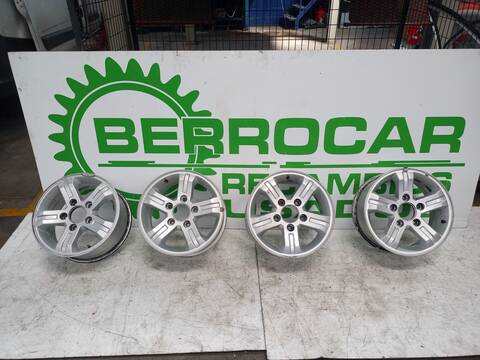 Juego LLantas Kia Sorento 2.5 CRDI CAT 140CV 103KW
